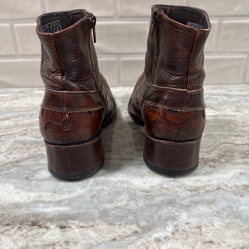 By Atan for Sendra Distressed Leather Western Ankle Boots – Women’s 7.5 - Picture 3 of 7